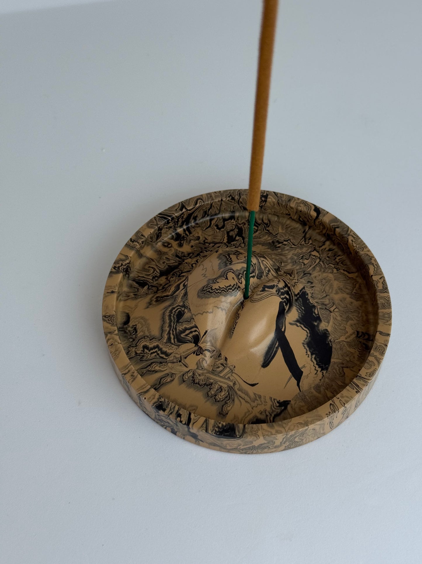 Smilkalinė •lūpos•