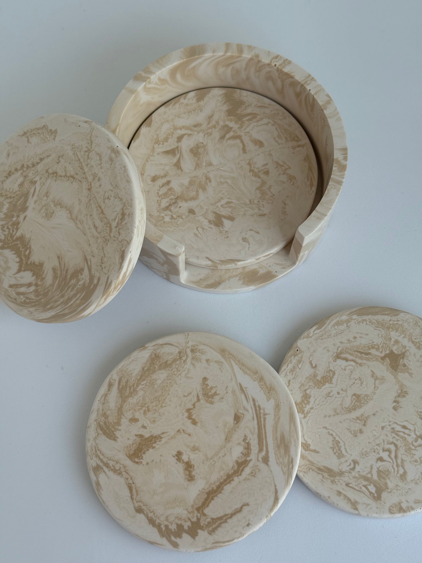 Padėkliukų puodeliams rinkinys