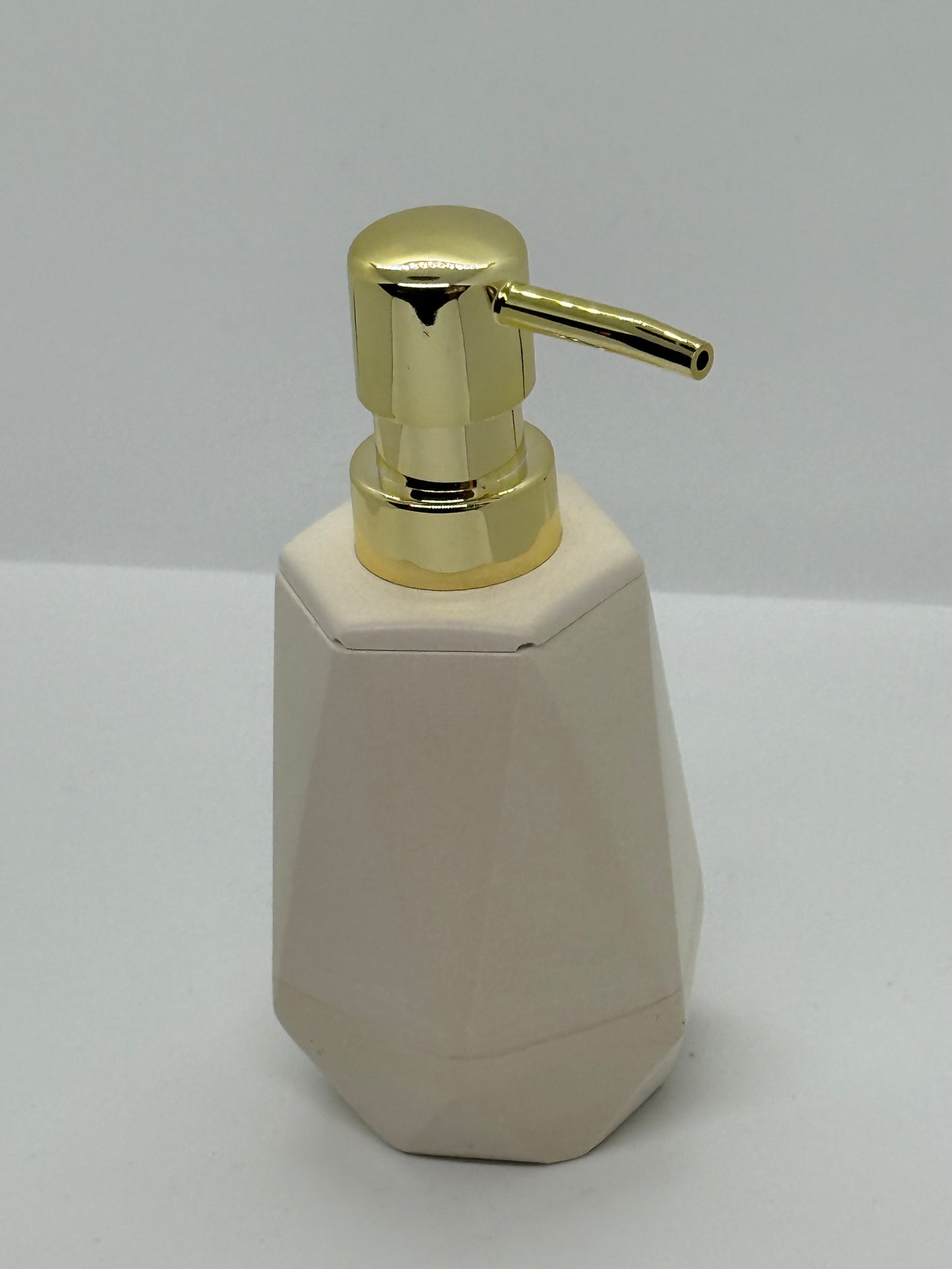 Skysto muilo dozatorius