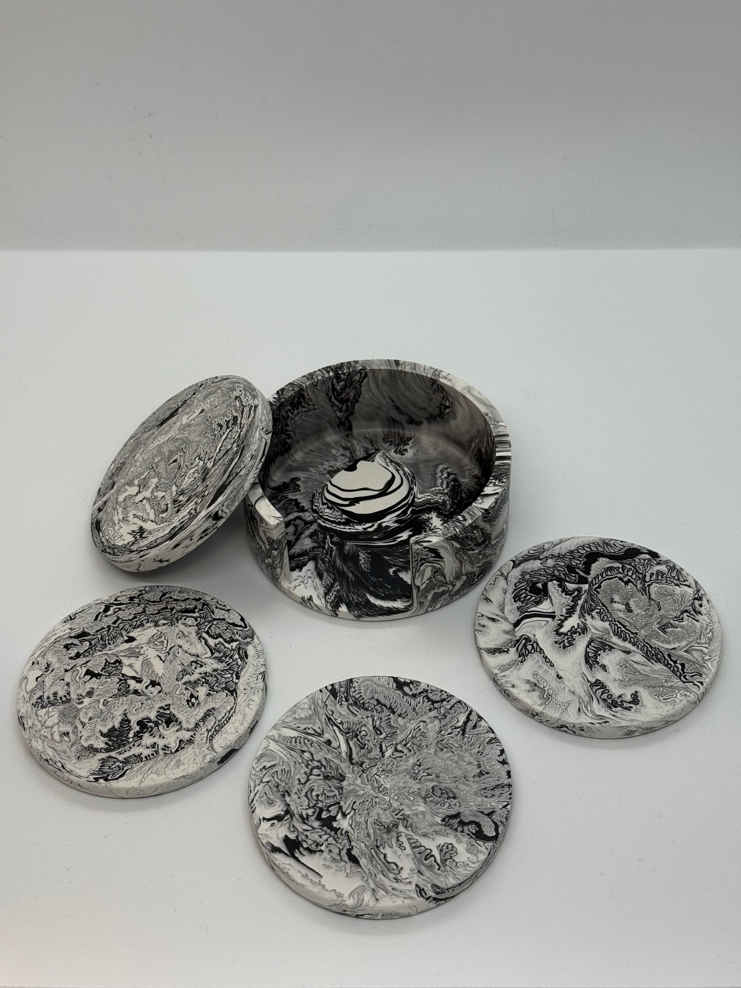 Padėkliukų puodeliams rinkinys